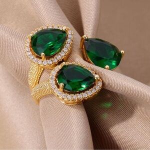 WINY RING